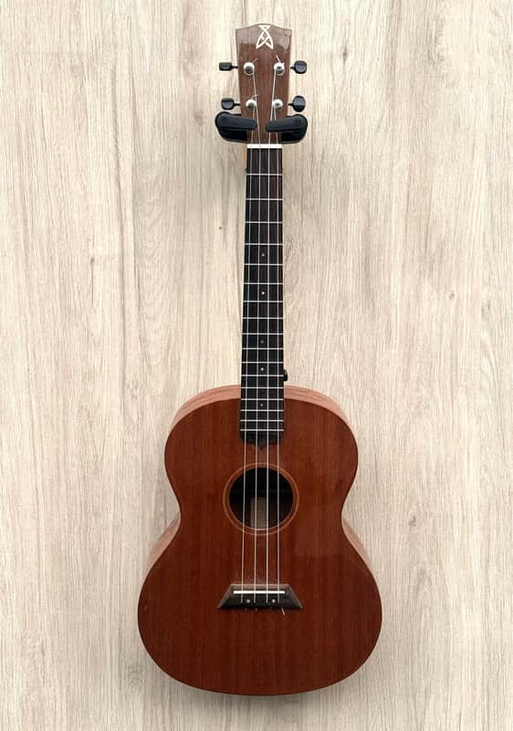 Ashbury AU24B Baritone Ukulele Bild 1