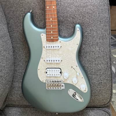 Fender Japan '57 Reissue Stratocaster ST57-TX Sonic Blue 2010-11