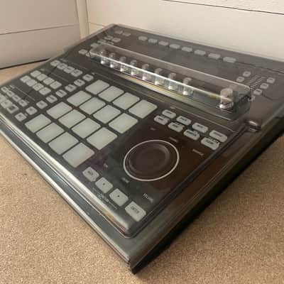 Native Instruments Maschine Studio 2010s Black image 5