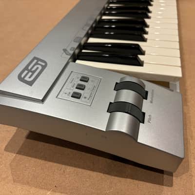 ESI KeyControl 49+ Midi Controller - 49 Keys - Midi & USB image 5
