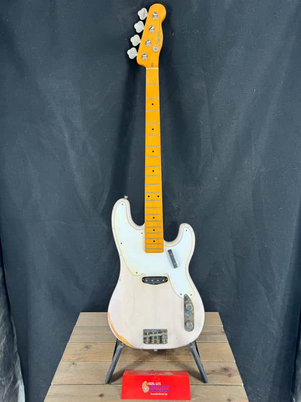 Fender Squier Relic Classic Vibe 50’s P Bass Vintage White image 1