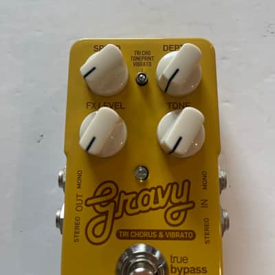 TC Electronic Gravy Tri Chorus & Vibrato Stereo Rare Guitar Effect Pedal image 2