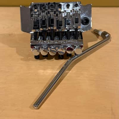 Licensed Floyd Rose Tremelo System - Chrome image 1