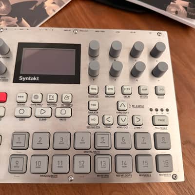 Elektron Syntakt Synthesizer - E25 Remix Edition + Travelbag image 2