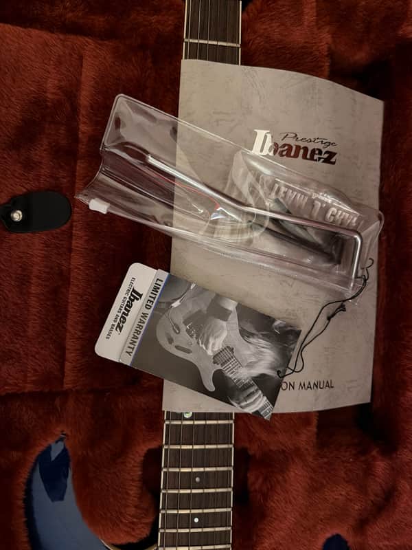 Ibanez Prestige S5470 - Japan Transparent Blue Flame Maple Top