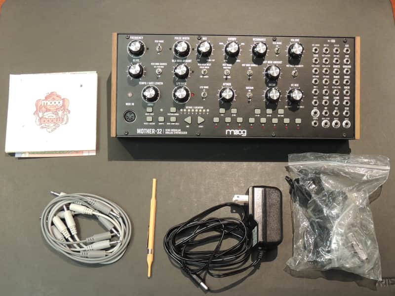 Moog Mother 32
