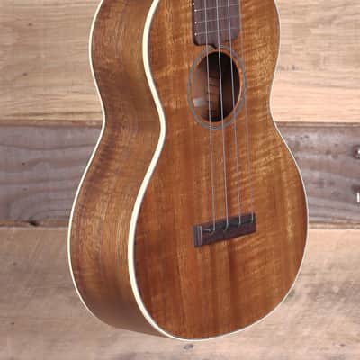 Martin 2K Concert Uke Natural w/ Gigbag "Excellent Condition" image 2