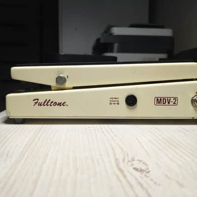 Fulltone Mini Deja Vibe MDV-2 2010 - White image 3