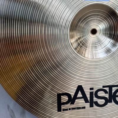 Paiste 18" Signature Full Crash Cymbal 1989 - Present - Traditional image 9