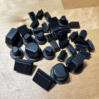 Knob / Button Set - TB-303 / TT-303 / RE-303 - BLACK