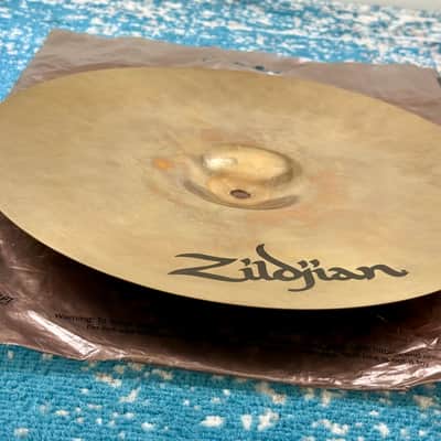 14” Zildjian A CUSTOM Crash 812g image 10