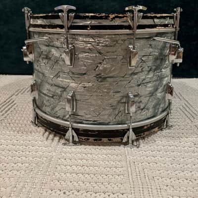 Ludwig New Yorker Bass Drum In Sky Blue Pearl 22x12 image 3