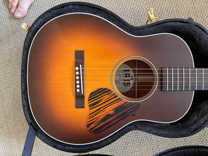 Iris acoustic guitar CH 2023 - Sunburst image 1