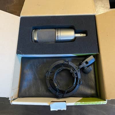 Audio-Technica AT3035 Large Diaphragm Cardioid Condenser Microphone 2010s - Silver image 2