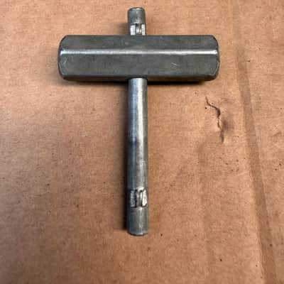 Vintage Drum Keys (Lot of 2) – Heavy-Duty Steel T-Handle Drum Tuning Keys – Used, Good Condition image 4