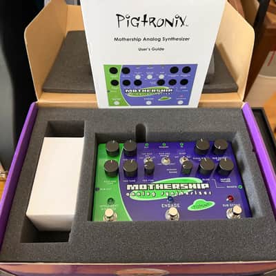 Pigtronix Mothership 2012 - Green & Purple image 2