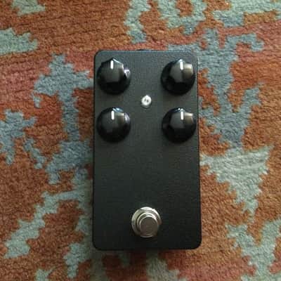 Dazatronyx Black Russian Muff Fuzz image 1