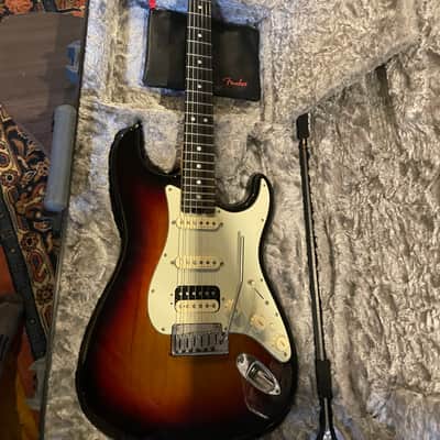 Fender American Elite Stratocaster with Ebony Fretboard 2016 - 2019 - 3-Color Sunburst image 1