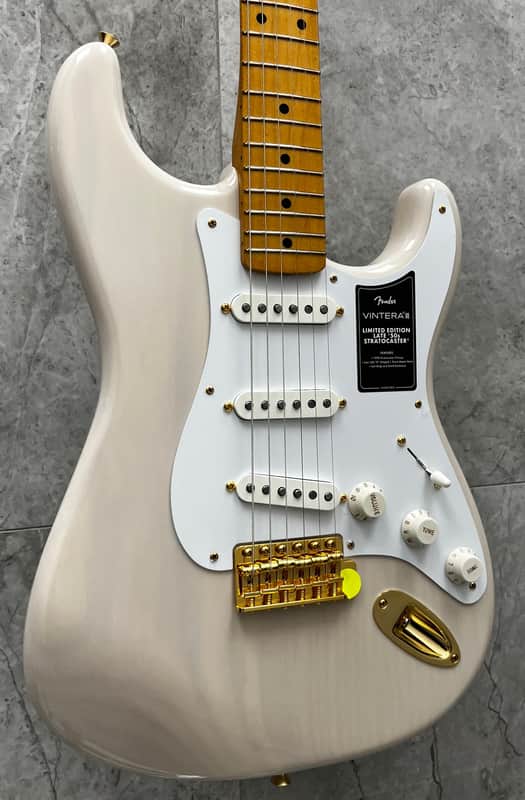 Fender Limited Edition Vintera III Late 50s Stratocaster Maple Fingerboard, White Blonde 0149182301 SERIAL NUMBER MX26029034 - 8 LBS 8 OZ image 1