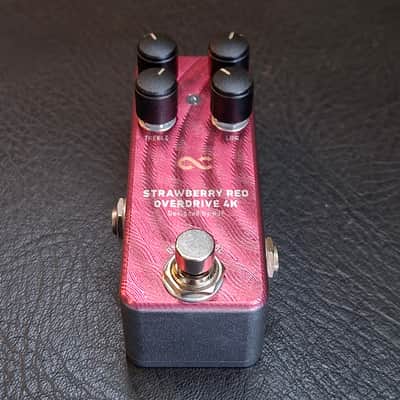 One Control Strawberry Red Overdrive 4K image 7