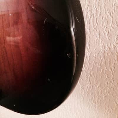 Ernie Ball Stingray V 2003 3 Tone Sunburst image 7