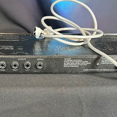 Alesis XT Digital Reverb image 1
