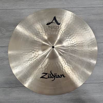 Zildjian 20" A Series Medium Ride Cymbal (Near Mint!) image 1