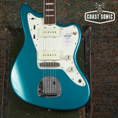 2025 Fender Traditional Late 60s Jazzmaster w/matching headstock Made in Japan Ocean Turquoise image 7