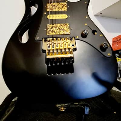 2024 Ibanez PIA – Onyx Black – Steve Vai Signature guitar - Excellent Condition + Ibanez Hardcase image 14