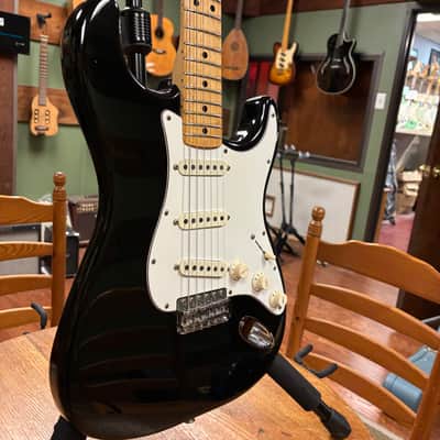 1981 Fender Stratocaster with Maple Fretboard Black image 3