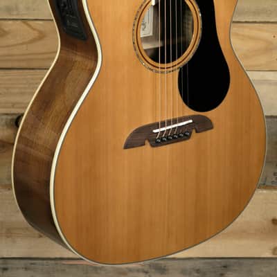 Alvarez AG75WCE Artist Grand Auditorium Acoustic/Electric Guitar Natural image 1