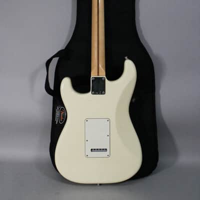 2017 Fender American Special Stratocaster Olympic White w/Gig Bag image 3