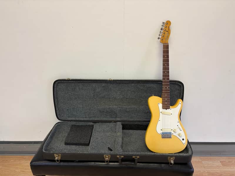 Fender Bullet Deluxe 1981 - Grafitti Yellow image 1