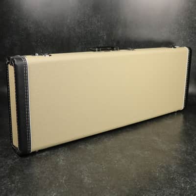 Fender Custom Shop 1963 Stratocaster Journeyman Relic Closet Classic Hardware Aged Olympic White [CZ551986] (07/01) image 2