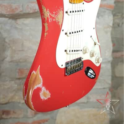 FENDER CUSTOM SHOP Stratocaster 1956 Reissue Relic - 2013 - Fiesta Red image 2