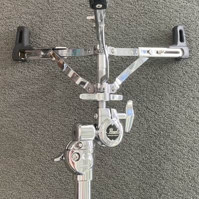 Pearl S900/S2000 Gyro-Lock Heavy-Duty Double Braced Snare Drum Stand image 8