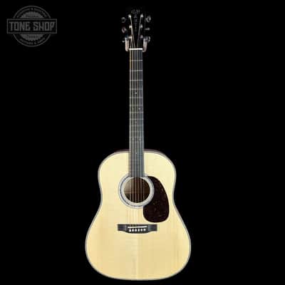 Martin Custom Shop Dread Slope Shoulder 28 Style Adirondack/ Quilted Maple w/case 2981104 image 2