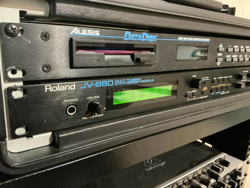 Roland JV-880 Multi Timbral Synthesizer Module | Reverb