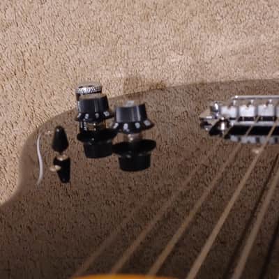 Line 6 Variax 600 Black - U2 The Edge image 5