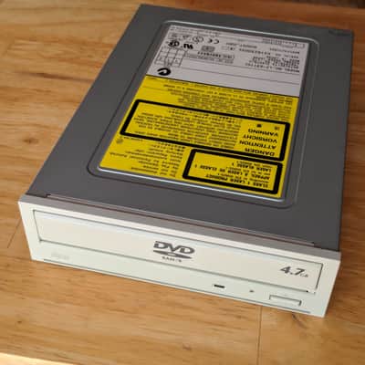 Panasonic LF-D311SC & Toshiba SD-W2002 Cartridge DVD-RAM Drives image 5
