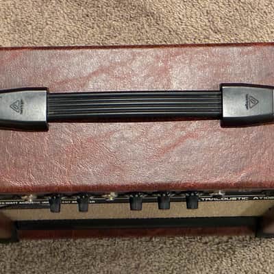 Behringer  Ultrasonic AT108 Combo Amp image 3