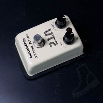 Guyatone VT2 Vintage Tremolo 1996 - White image 2