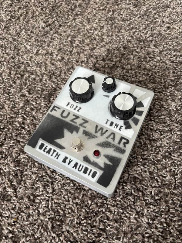 Death By Audio Fuzz War