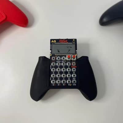 3D-Printed Controller Grip Case for Pocket Operator – Ergonomic Handheld Gamepad Design for Enhanced Gameplay image 1
