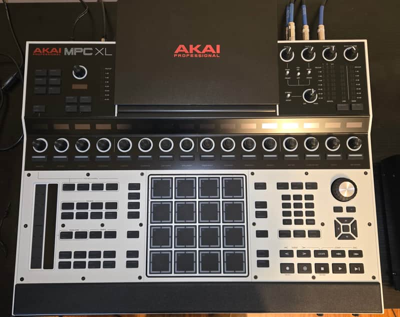 Akai MPC XL Standalone Music Production Center 2026 - Present - Grey image 1