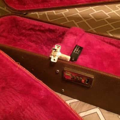 Gibson USA Vintage Hardshell Case Fits  Songwriter, Hummingbird, J45, and J50  Dreadnought models! image 13