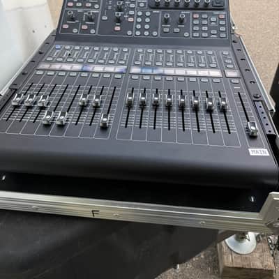 Midas M32R LIVE Digital Mixing Console 2018 - Present - Black image 1