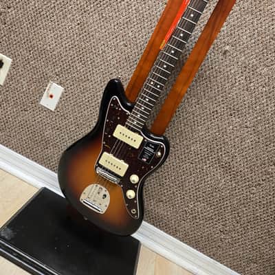 Fender American Professional II Jazzmaster with Rosewood Fretboard 2020 - Present - 3-Color Sunburst image 1