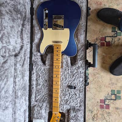 Fender American Ultra Luxe Telecaster 2021 - Blue Sparkle image 8