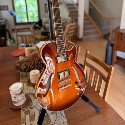 Sadowsky Semi-Hollow Archtop Guitar 2011 image 3